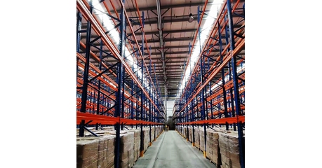 Фронтальные складские стеллажи